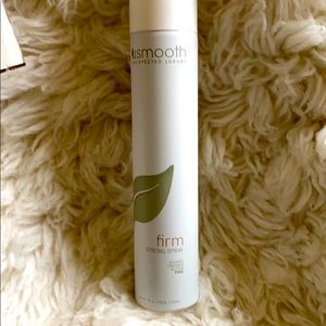 USmooth Firm Strong Spray